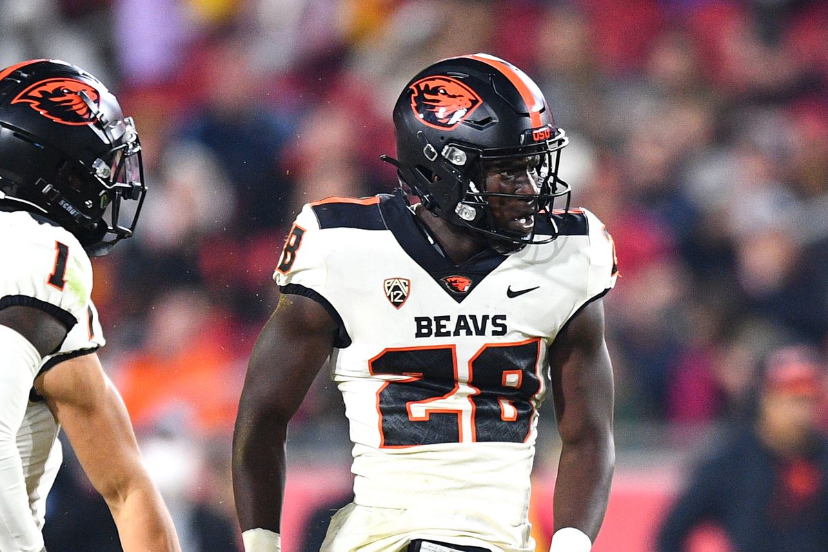 Oregon State Football: Safety Kitan Oladapo Named Pac-12 Defensive Player of the Week - Building The Dam